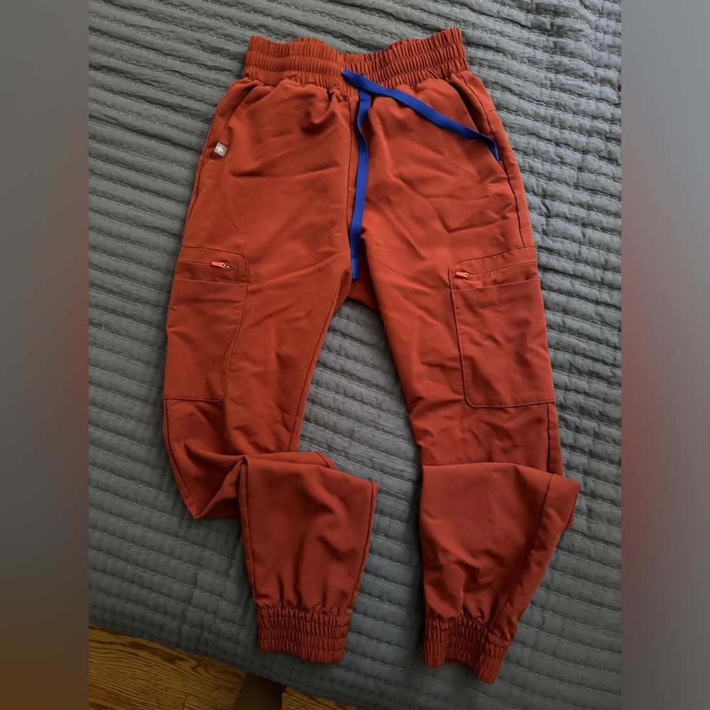 Figs scrub joggers